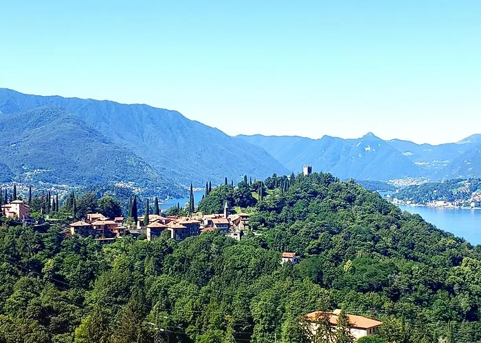 Romantic Lake Como Escape With View